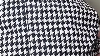 Custom Naive Women Tries Buttplugs in New Job