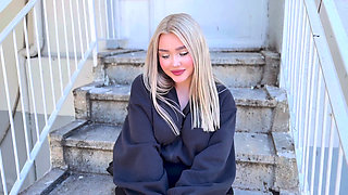 Shows off her pussy on the street on the first date! Cum in her pussy!