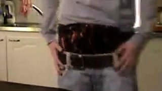 Twink Sagger Shoots a Load on the Table