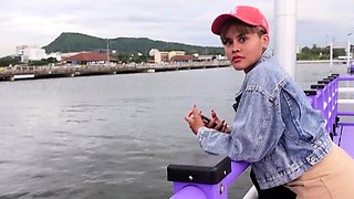 Curvy Thai MILF amateur gets picked up