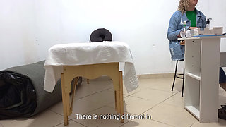 The Doctor Stuck His Finger up Ass Freely During the Examination