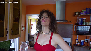 Jewish MILF Gets Bred My Lad From the UK JOI! This Hot as Fuck Jewish MILF Hits on This Younger Lad From the UK.