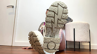 Dirty Sneaker Freak Training