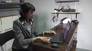 Bodo fucks skinny secretary hard in office - rough pussy eating & blowjob