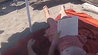 Risky Handjob on the Canary Beach Caught Reading a Book - Misscreamy