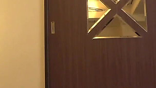 I Seduced and Got Laid! Gorgeous 30-something Masseuse Vol. 2-1