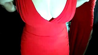 Big boob brunette masturbates on webcam