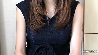 A Beautiful, High-spec Celebrity Single Mother With A H