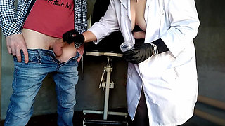 Mature Hot Nurse with Saggy Big Breasts Took My Sperm Sample