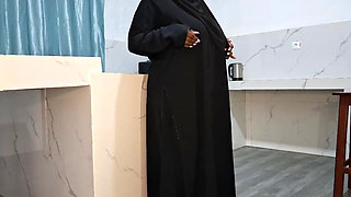 Fucking a Muslim girl mercilessly as she left the mosque, I greeted her with crazy fucking.