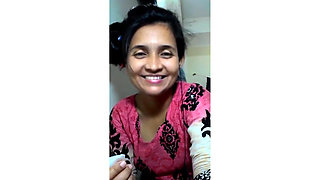 Hot Sexy Bhabhi Showing Her Body at Shower