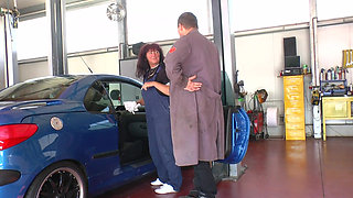 Tatted Ginger German MILF with Naturals Gets Fucked in