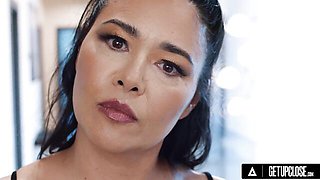 Dana Vespoli & Isiah Maxwell Big Ass – Mature Babe Needs A Young Hard Dick