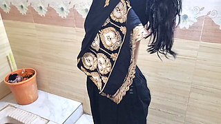 Deshi Bathroom Video - Bangladeshi Girl Shower in Bathroom