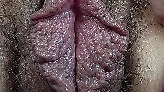 Masturbation with MILF Closeup Pussy & Object Insertion