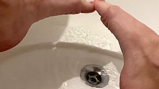 She can't stop fuck herself with fingers. Squirt time