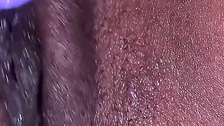 Amateur Ebony Pussy Masturbation with Hairbrush