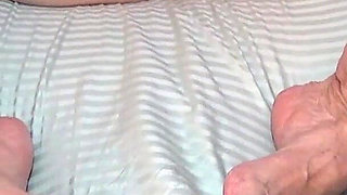 Sexy Mature Soles & Foot Job Aunty Ann Plays with Her Pussy up Close