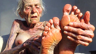 Granny Foot Oil Play - Self Massage Makes Her Horny and Dripping