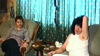 Amateur Alison Has Her First Lesbian Encounter with Kim