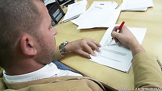 Classroom smut with fairly Heather Summers from Brazzers Exxtra