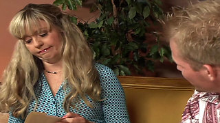 REMASTERED MONDAY: Tax accountant  Beth Ann, 42, audits her