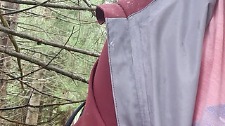 Felation on a risky hike in the forest