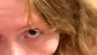Quick Blowjob While Lying on the Desk and Then on My Knees