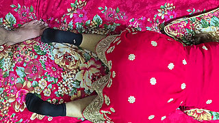 Pakistani Bhabi Ki phudi men pani nikal gaya