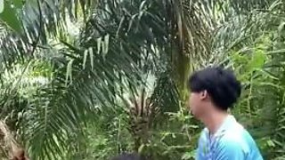 Thai Village Dame Screwing In Her Backyard