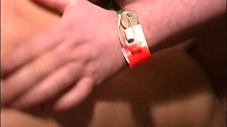 Horny fuck women at the club goldentime