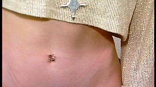 Short hair teen gets her tight asshole fingered at casting