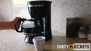 I ARGUE WITH MY STEPBROTHER ABOUT BREAKFAST MILK AND I FUCK HIM SO HE'LL GIVE ME HIS MILK.