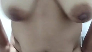 Sexy Filipina MILF, Moving to the Music