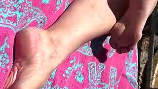 Fan Request Granny Naked in Sun Shows Dirty Rough Soles & Toes GILF 2