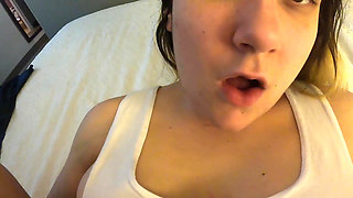 Cheating Pregnant Wife Gives Stranger a BJ in Men's Room