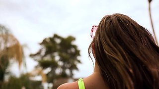 Bubble butt teen model Katie Kush solo