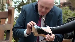 Mistress Evilyne - Public Foot Worship and Humiliation