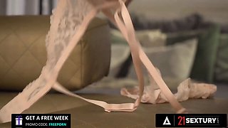 Twenty-one sextury - smoking hot Shalina Devine takes double ass fucking nailing & drinks