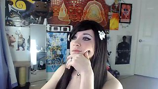 Amateur Webcam Teen Masturbates And Teases