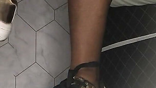 Ebony Girl Sneaker Fetsh