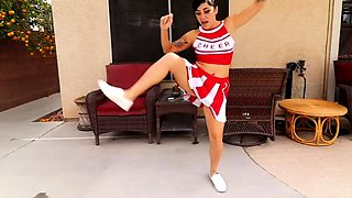 desperate to pee and wetting her panties