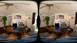 Intern Not Wearing Panties Seduces Boss