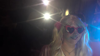 I TELL MY THERAPIST ABOUT GIVING MY FIRST HANDJOB