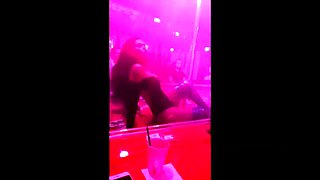 Glamour amateur striptease