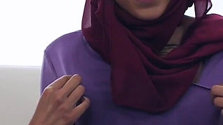 Petite Hijab Teen Fucks & Cover in Cum