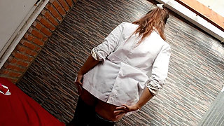 Science Girl Makes Big Bubblegum Bubbles and Squirts