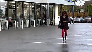 Stud hammers big ass ebony chick in glasses