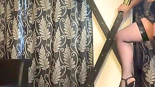 Miss Anna Allows Slave Worship Her Heels