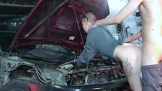 Sexy Mechanic Vilu Vidish Gets Pounded Toyota Ae101